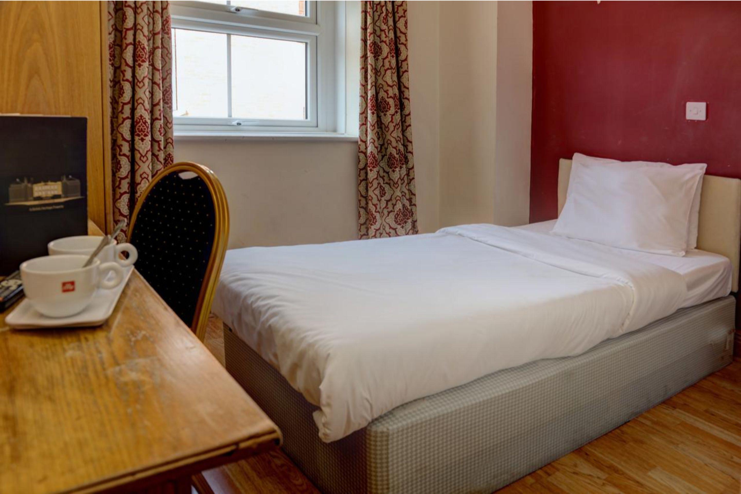 Baylis House Hotel Slough Exterior foto
